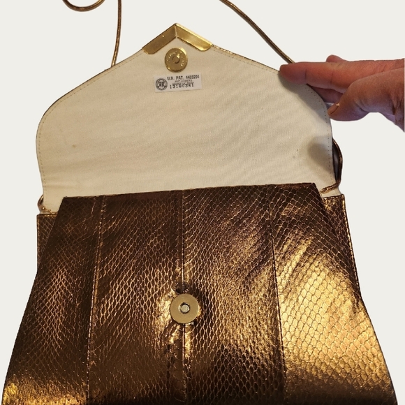 Vintage 1980's Bronze Gold Metallic Snakeskin Clutch/ Shoulder Bag EUC - Picture 7 of 11